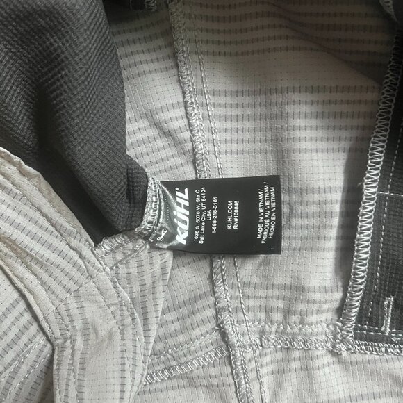 Kuhl Athletic Shorts - Size 34 - Never Worn - Picture 4 of 7